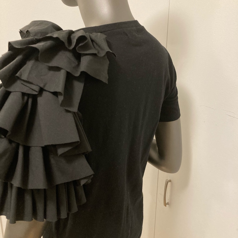 HBC Ruffle Fancy T-Shirt - Picture 3 of 6